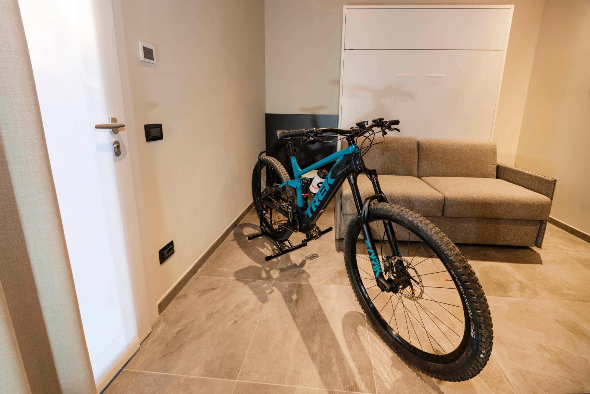 Italianflat - Verona'S River, Free Parking For Car & Bike, Nature, Relax Exterior foto