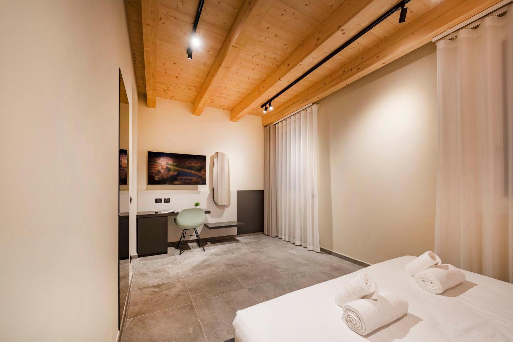 Italianflat - Verona'S River, Free Parking For Car & Bike, Nature, Relax Exterior foto