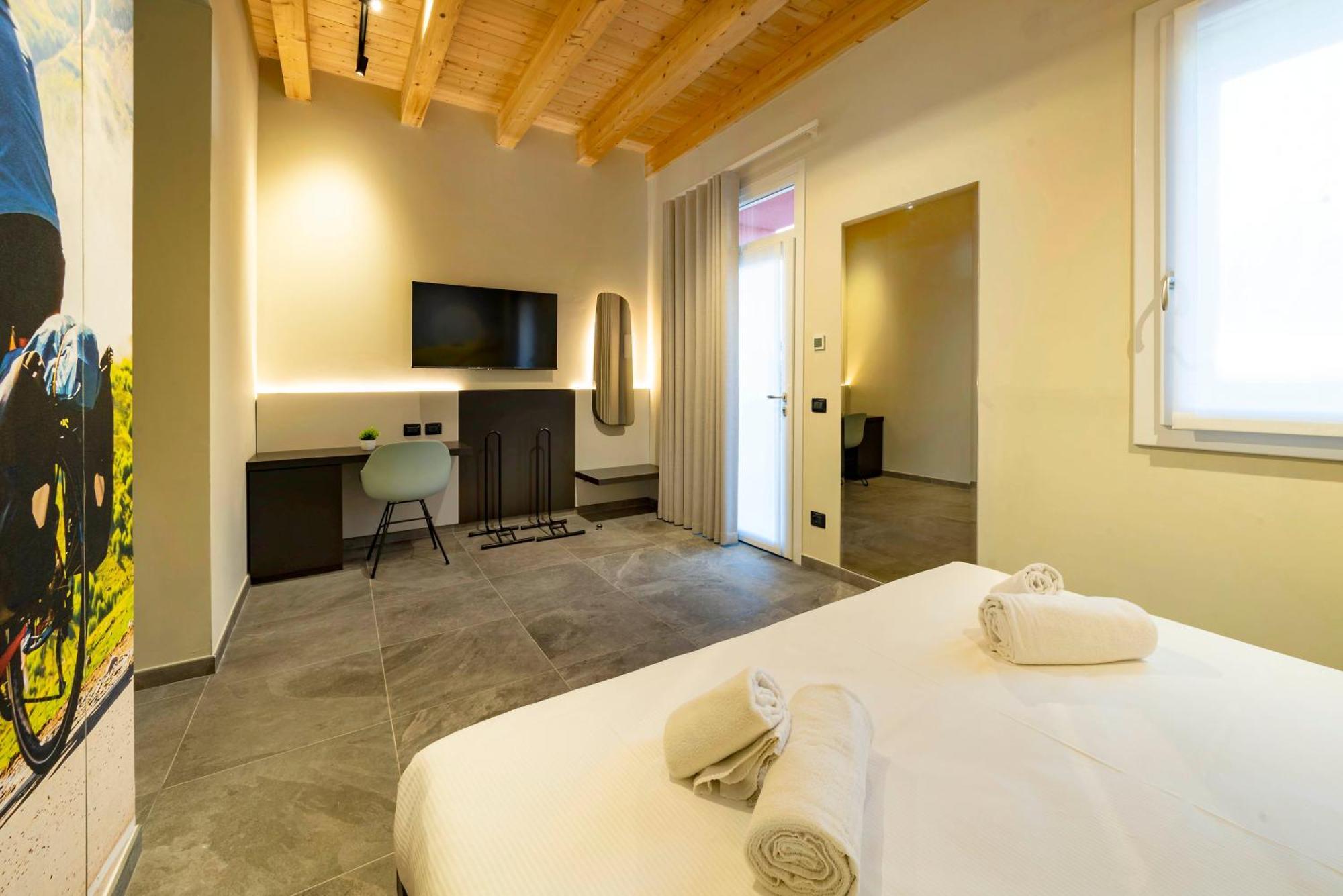Italianflat - Verona'S River, Free Parking For Car & Bike, Nature, Relax Exterior foto